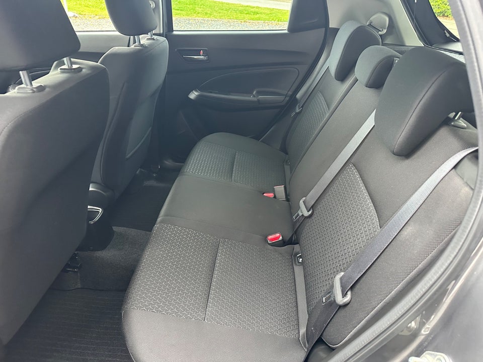 Suzuki Swift 1,2 mHybrid Exclusive CVT 5d