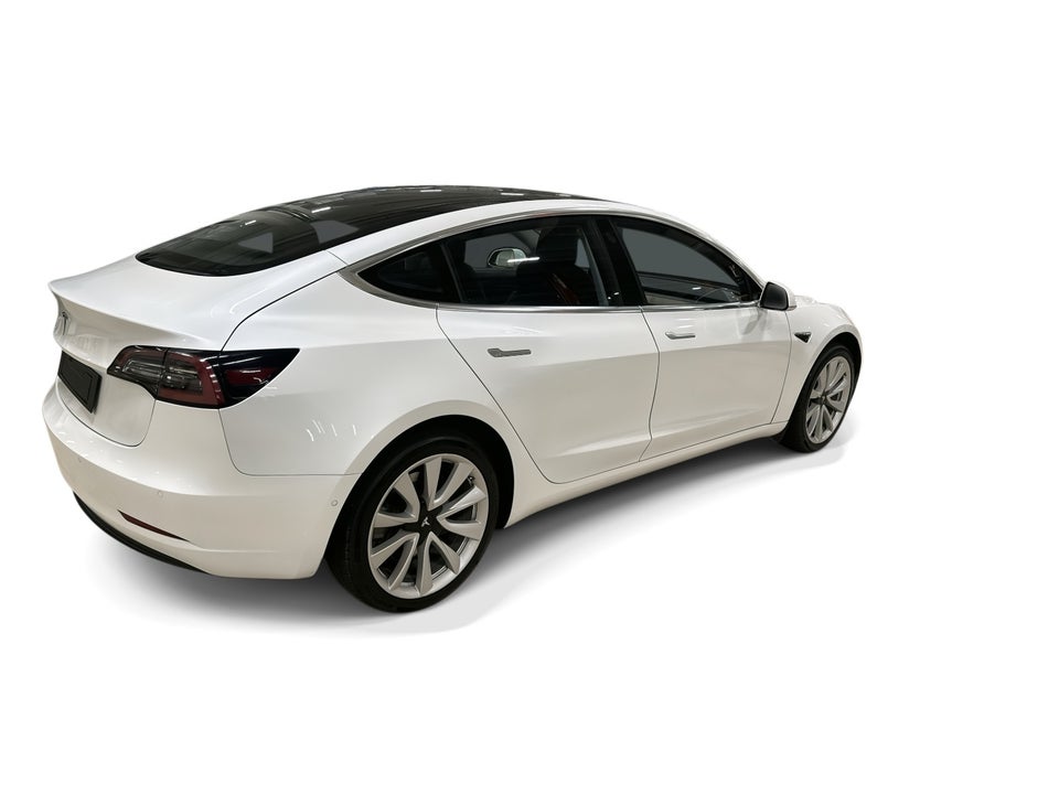 Tesla Model 3 Standard Range+ RWD 4d