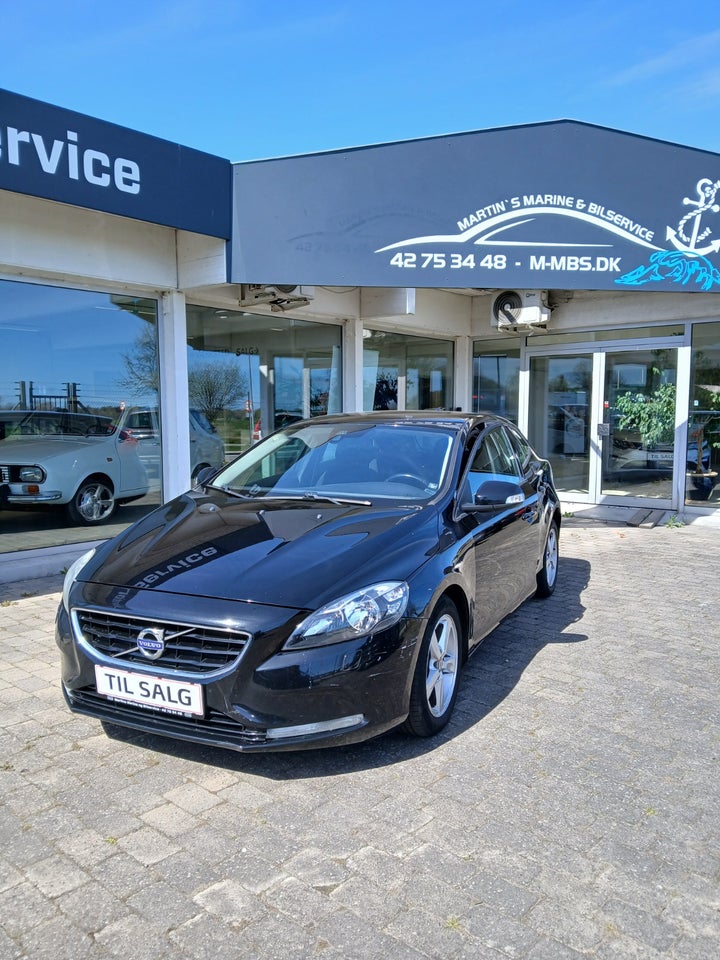 Volvo V40 1,6 D2 115 Kinetic 5d