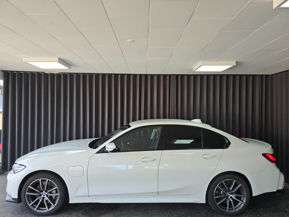 BMW 330e 2,0 Sport Line aut. 4d