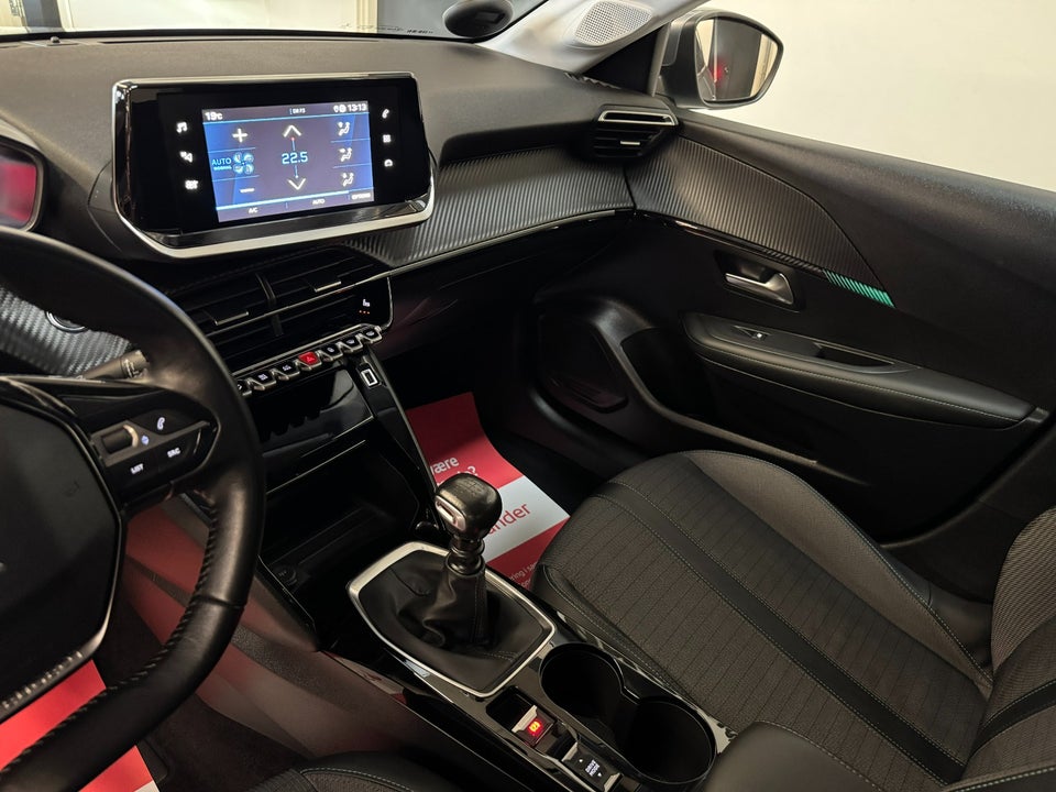 Peugeot 208 1,2 PureTech 100 Evolution 5d