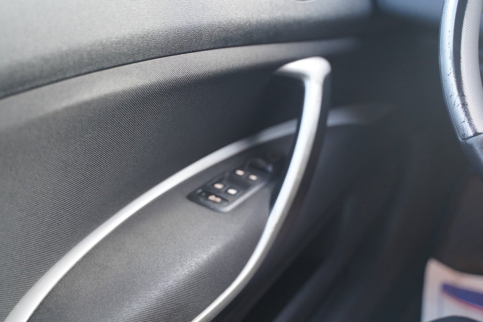 Citroën C5 1,6 HDi 110 Dynamique Airdream 4d