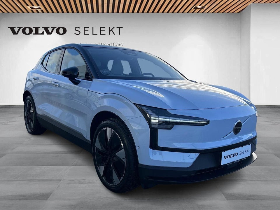 Volvo EX30 Extended Range Ultra 5d