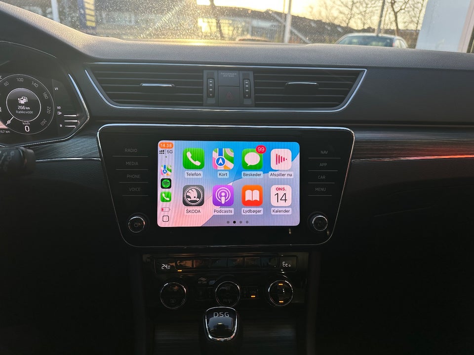 Skoda Superb 1,4 TSi iV Business Executive Combi DSG 5d