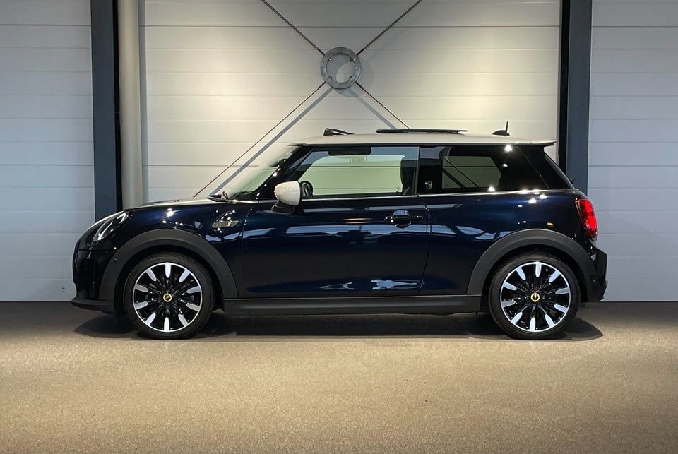 MINI Cooper SE Maximise 3d