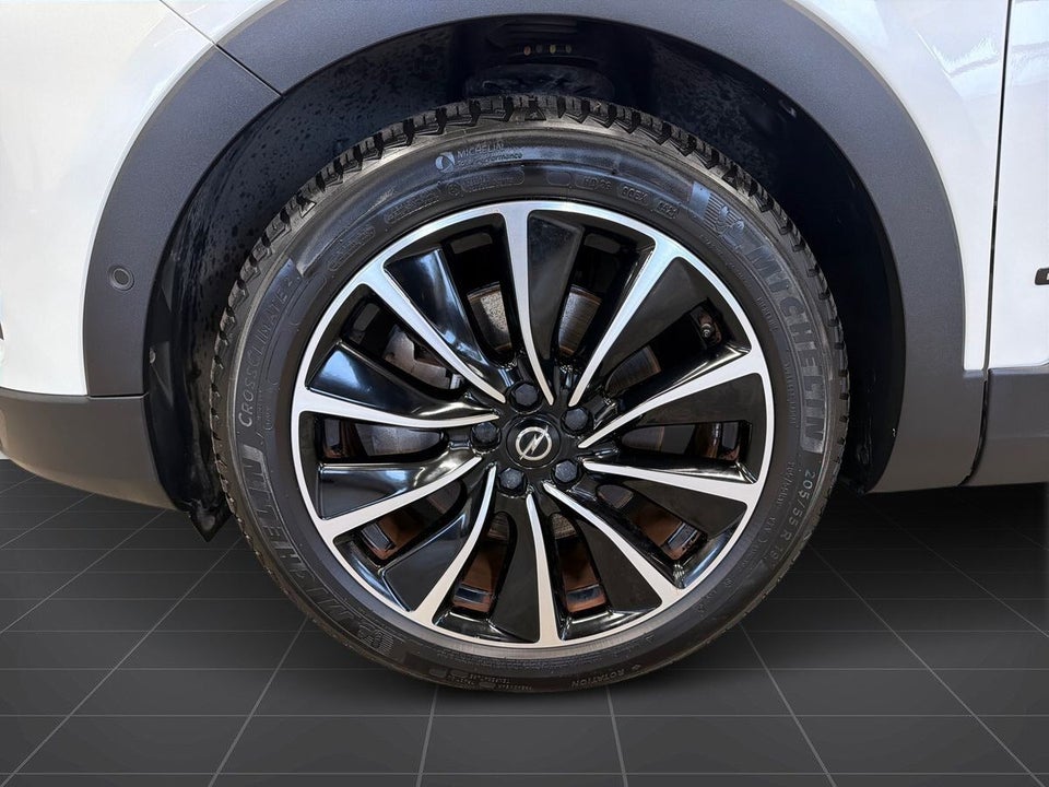 Opel Grandland X 1,6 Hybrid Ultimate aut. 5d