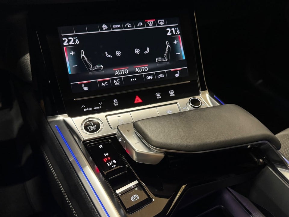 Audi e-tron 55 S-line Sportback quattro 5d