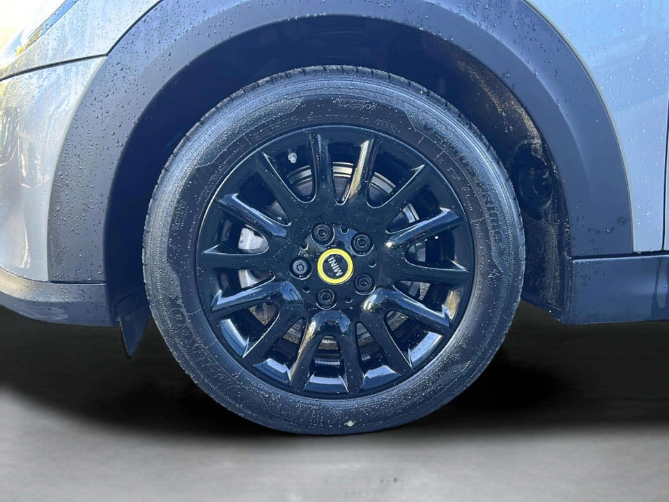 MINI Cooper SE Classic Trim 3d