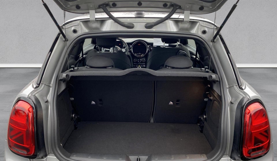 MINI Cooper SE Classic Trim 3d