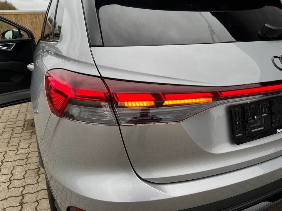 Audi Q4 e-tron 40 S-line 5d