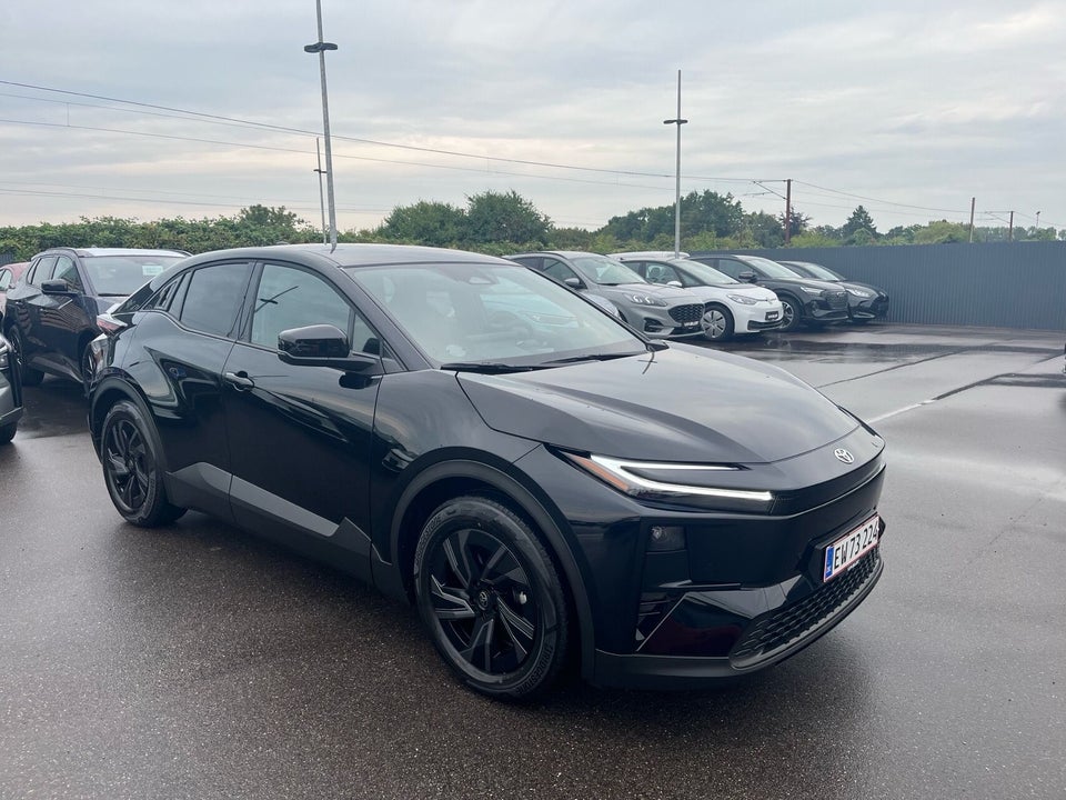 Toyota C-HR+ 77 Active 5d