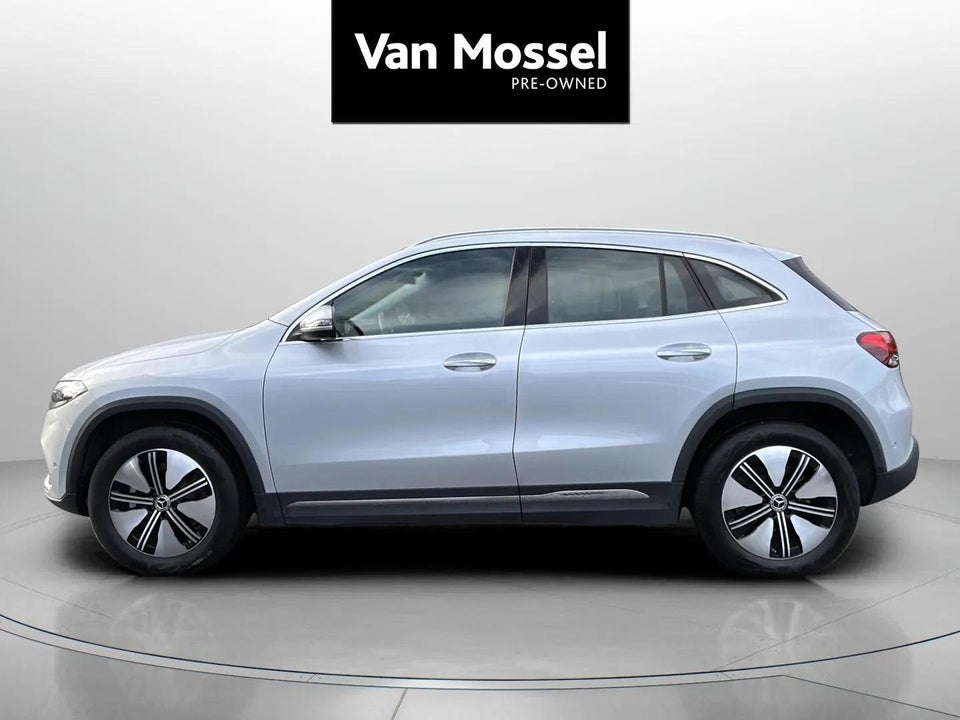 Mercedes EQA250+ Electric Art 5d