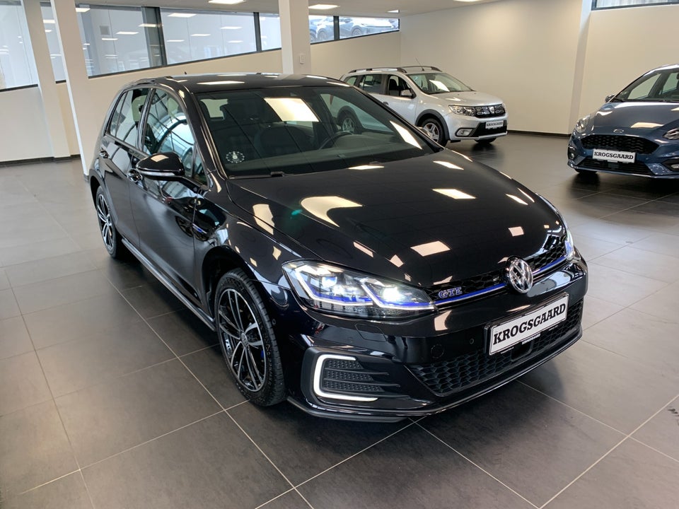 VW Golf VII 1,4 GTE DSG 5d