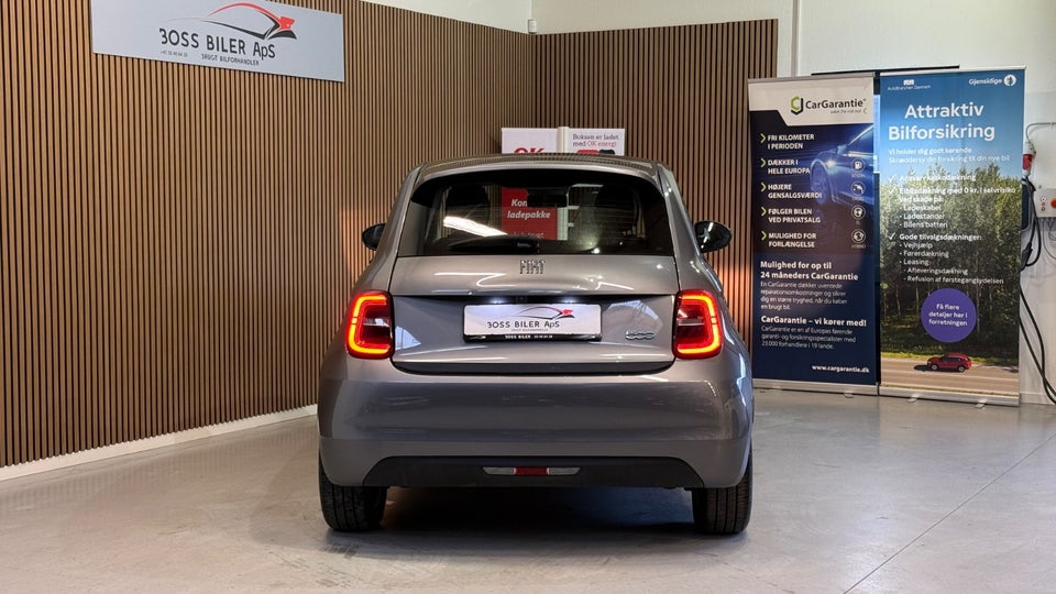 Fiat 500e 42 Icon Sky 3d