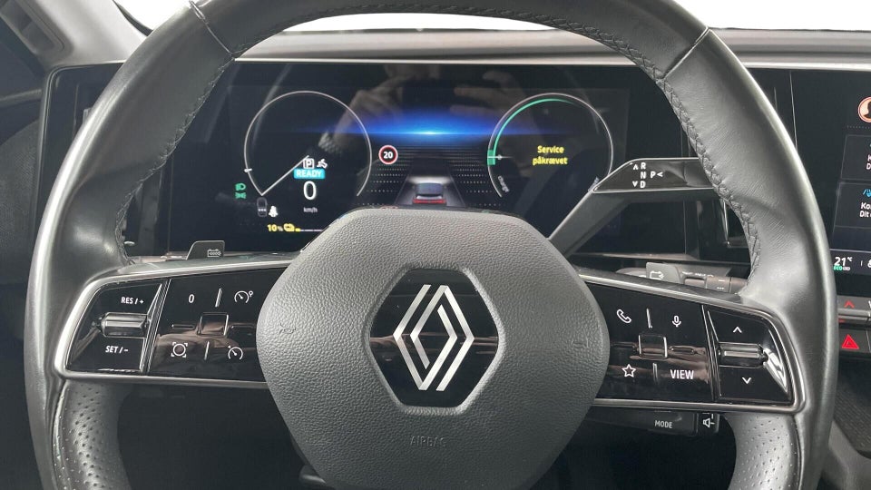 Renault Megane E-Tech 40 Equilibre 5d