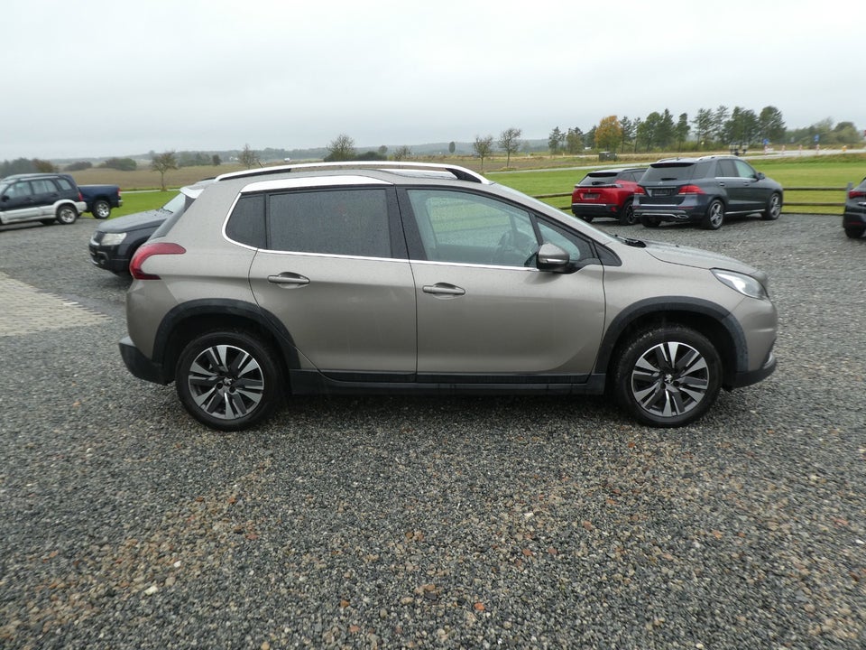Peugeot 2008 1,6 BlueHDi 100 Allure Sky 5d
