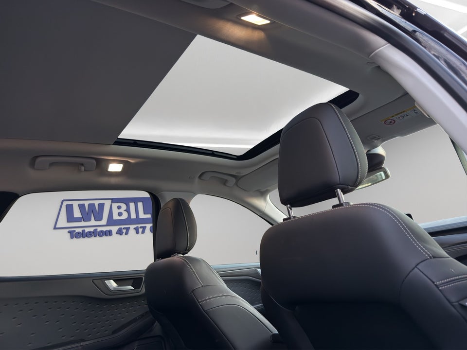 Ford Kuga 2,5 PHEV Vignale CVT 5d