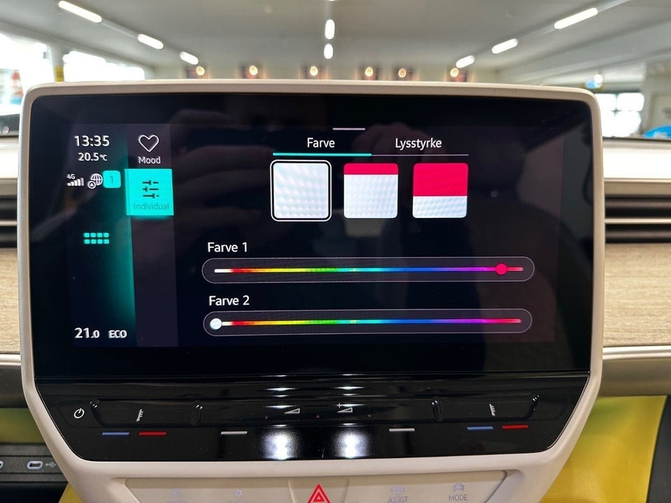 VW ID.Buzz 77 Pro SWB 5d