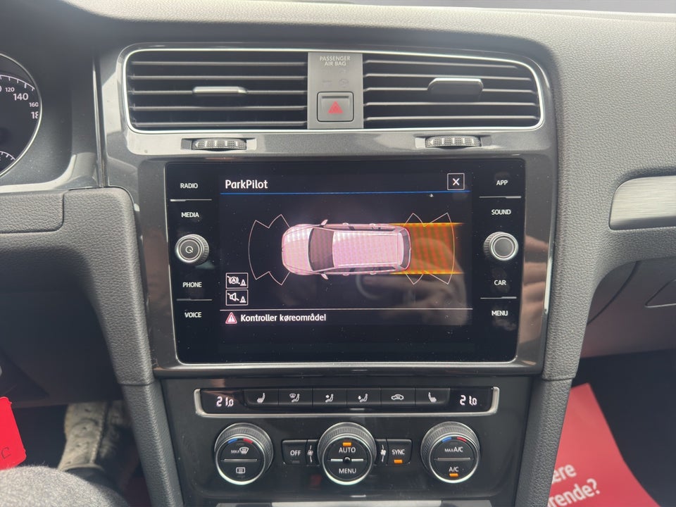 VW Golf VII 1,5 TSi 130 Comfortline Variant DSG 5d