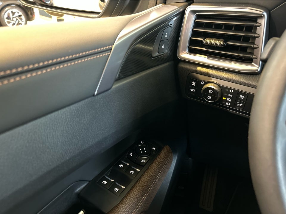 VW Amarok 3,0 TDi 240 Pan Americana aut. 4Motion 4d