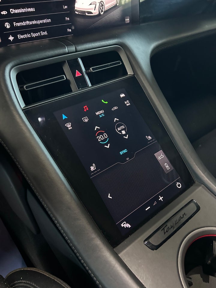 Porsche Taycan Performance+ 4d