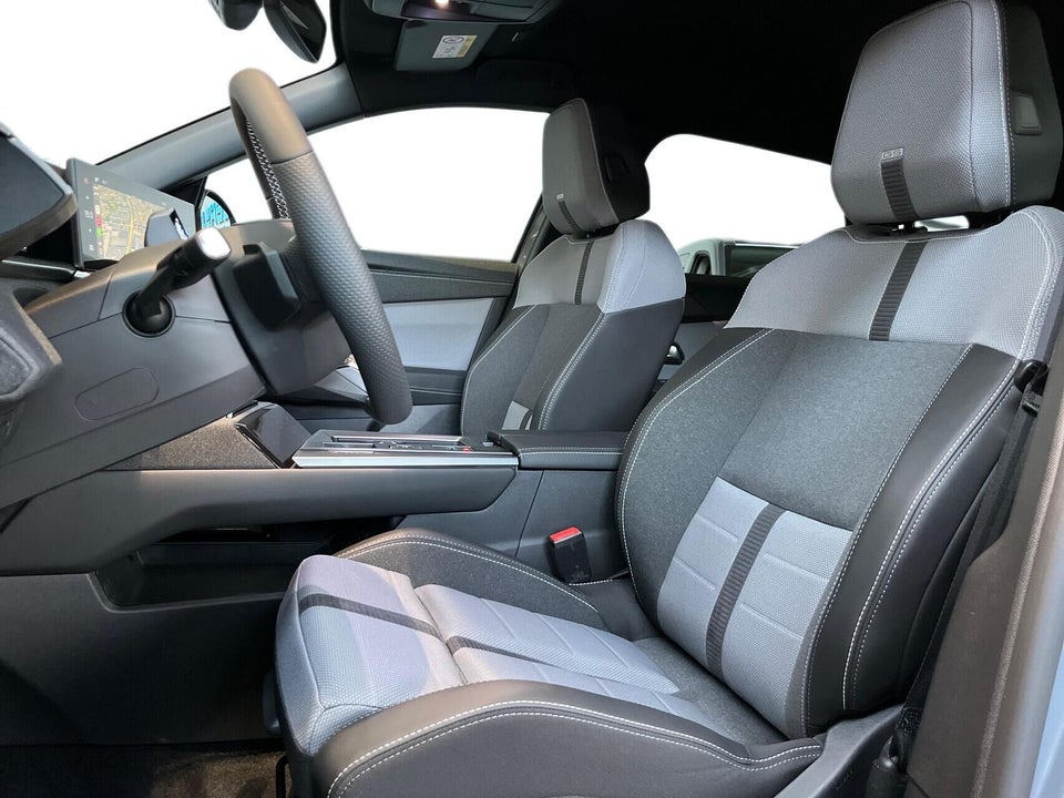 Opel Grandland-e 73 GS 5d