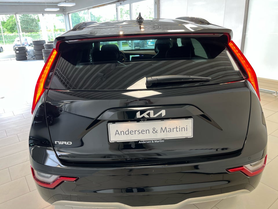 Kia Niro 64 EV Prestige 5d