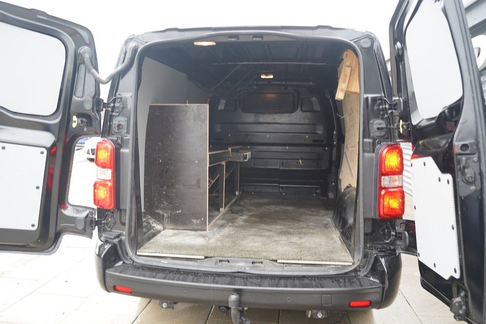 Peugeot Expert 2,0 BlueHDi 144 L3 Plus Van