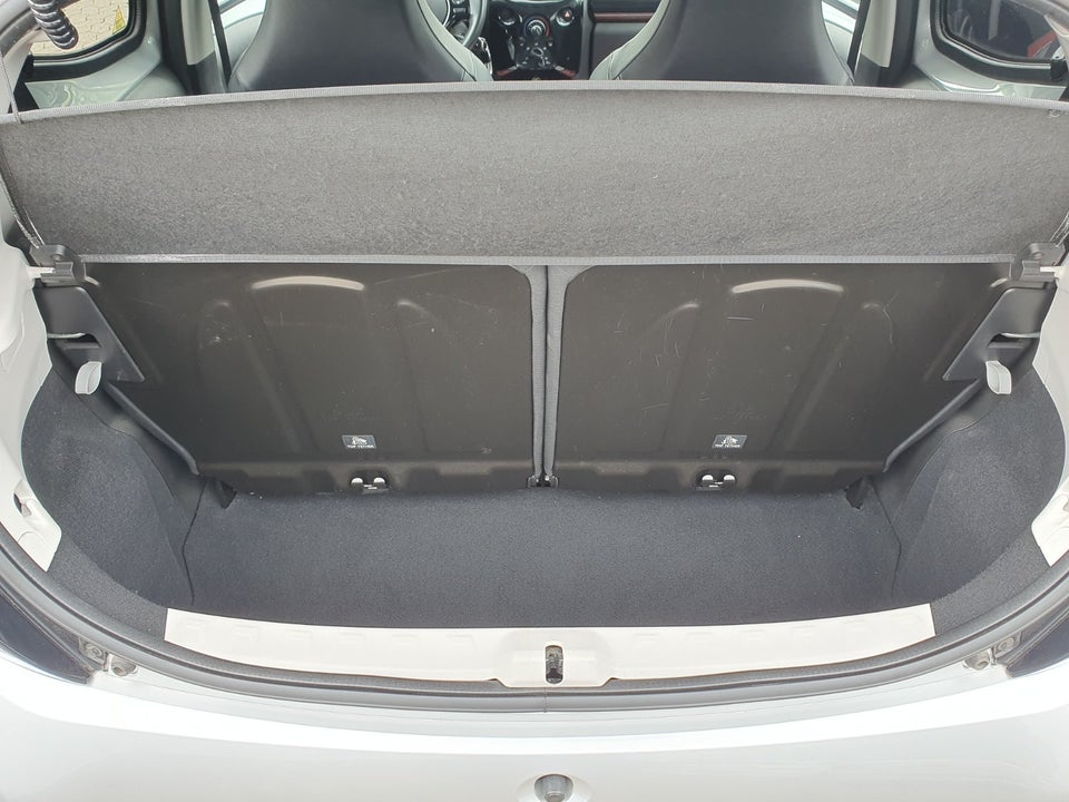 Toyota Aygo 1,0 VVT-i x-cellence 5d