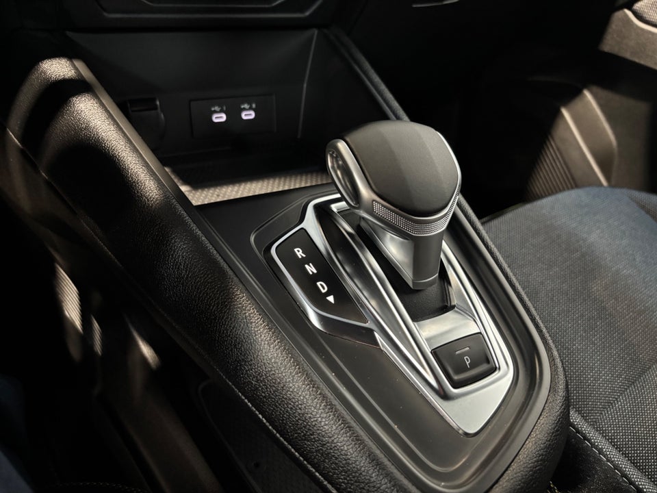 Renault Captur 1,3 TCe 160 Techno EDC 5d