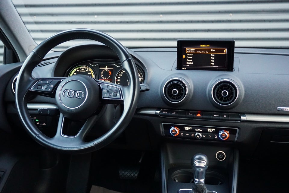 Audi A3 1,4 e-tron Sportback S-tr. 5d