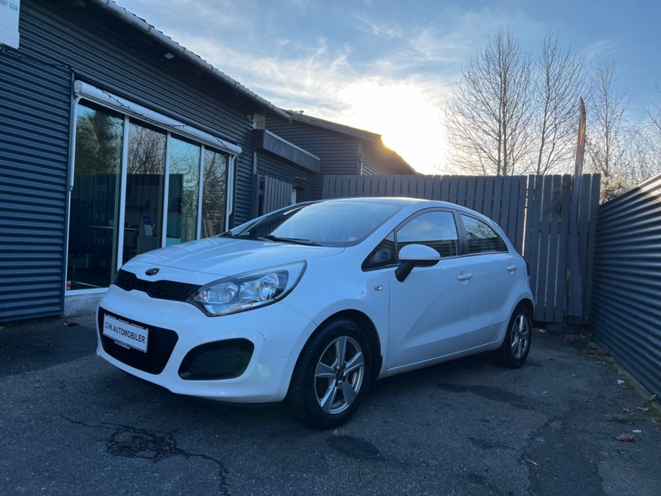 Kia Rio 1,1 CRDi 75 Limited 5d