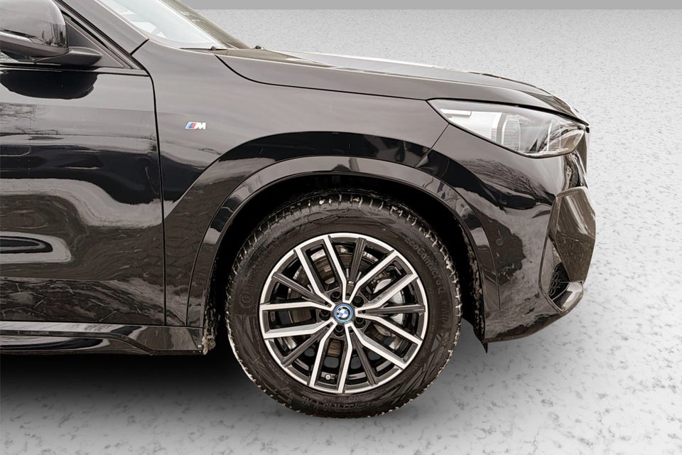 BMW iX1 xDrive30 Fully Charged M-Sport 5d