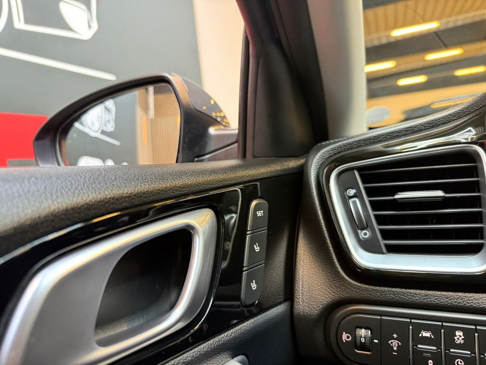 Kia XCeed 1,6 PHEV Upgrade+ DCT 5d