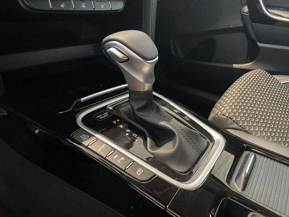 Kia Ceed 1,6 PHEV Upgrade SW DCT 5d