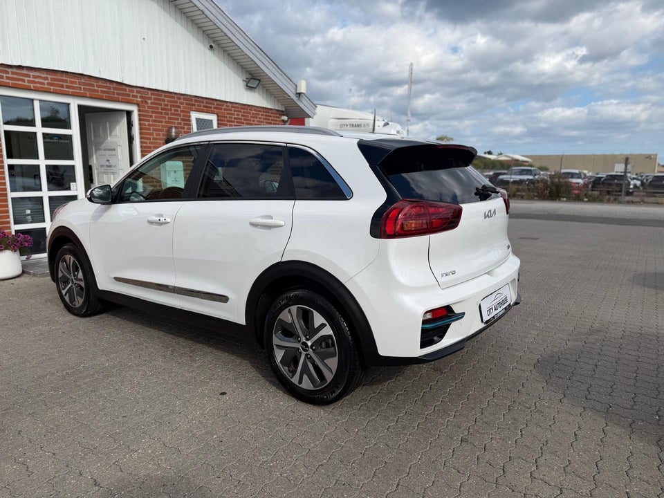Kia Niro 64 EV Prestige 5d