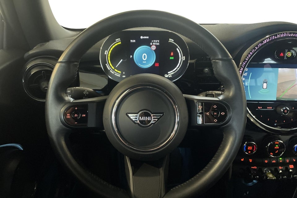 MINI Cooper SE Classic Trim 3d