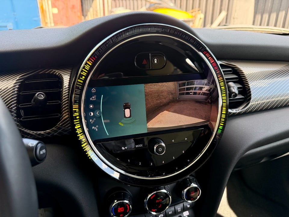 MINI Cooper SE Resolute Edition 3d