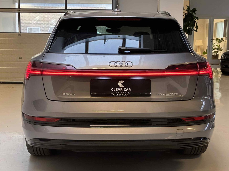 Audi e-tron 55 S-line quattro 5d