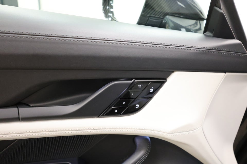 Porsche Taycan 4S Performance+ Cross Turismo 5d