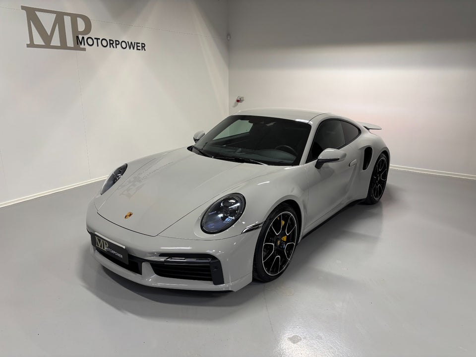 Porsche 911 Turbo S 3,8 Coupé PDK 2d