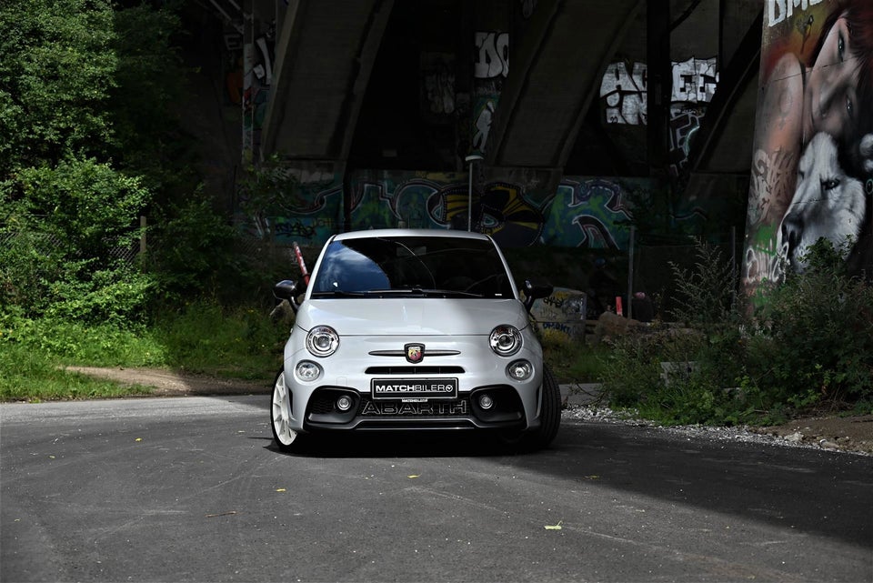 Abarth 595 1,4 T-Jet 180 Competizione aut. 3d