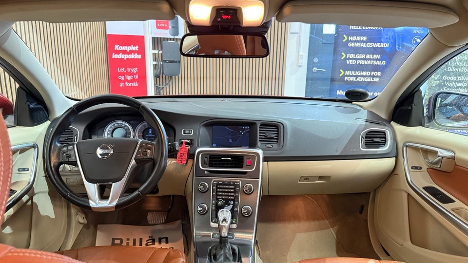 Volvo V60 2,4 D5 205 Summum aut. AWD 5d