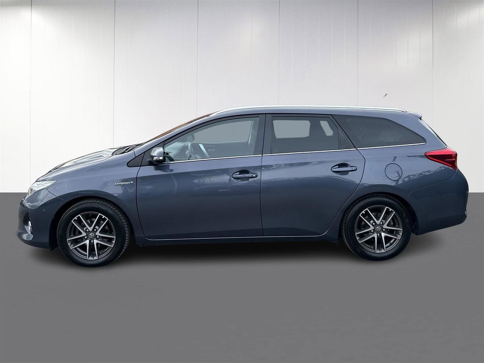 Toyota Auris 1,8 Hybrid H2 Premium Touring Sports CVT 5d