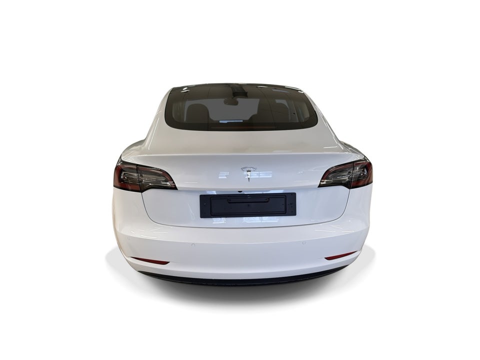 Tesla Model 3 Standard Range+ RWD 4d