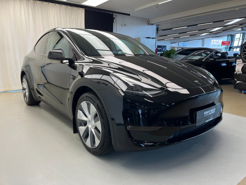 Tesla Model Y Long Range AWD 5d