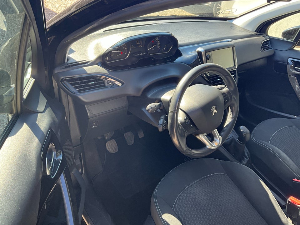 Peugeot 208 1,2 VTi 82 Active 5d