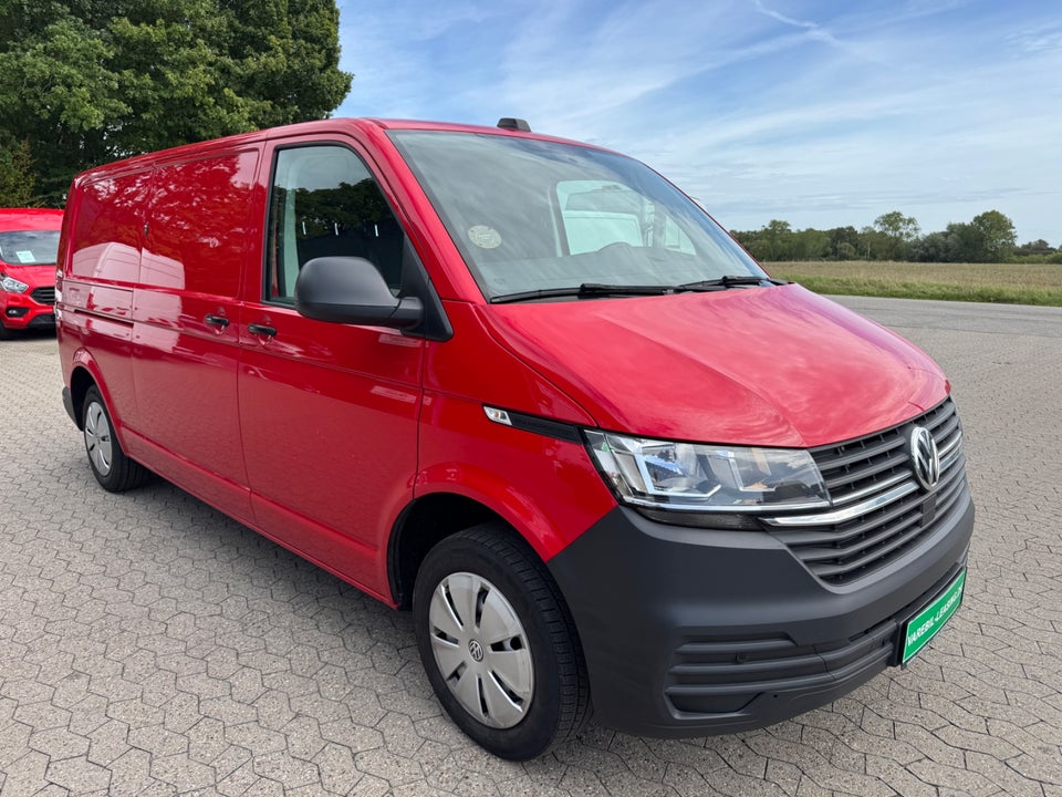 VW Transporter 2,0 TDi 150 Kassevogn DSG lang