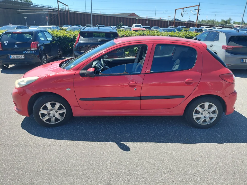 Peugeot 206+ 1,4 Generation 5d