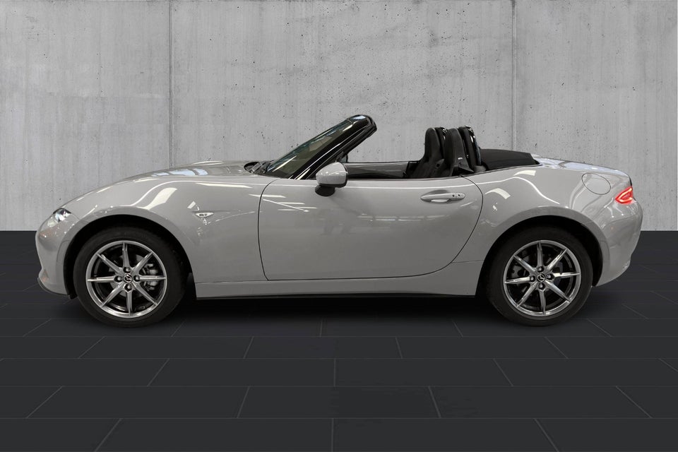 Mazda MX-5 1,5 SkyActiv-G 132 Roadster Exclusive-Line 2d